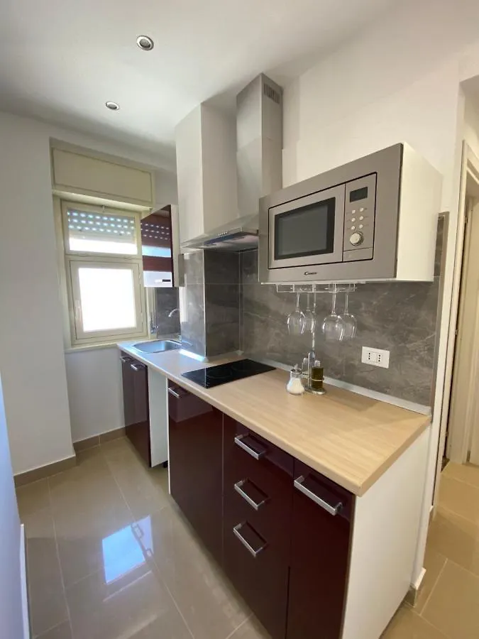 Ig-Tysandros Hotel Apartments Giardini Naxos 3*,  İtalya