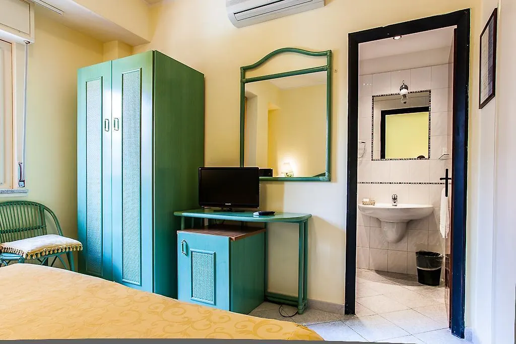 Ig-Tysandros Hotel Apartments Giardini Naxos