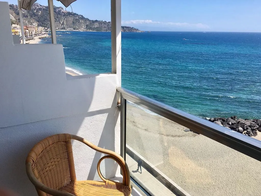 Ig-Tysandros Hotel Apartments Giardini Naxos