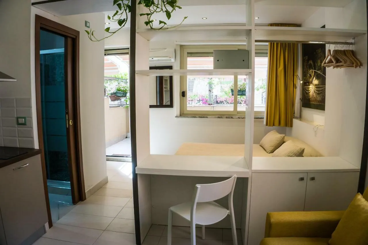 Tysandros Hotel Apartments Giardini Naxos 3*,