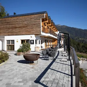 giallo-dolomiti.hotelinveneto.com/