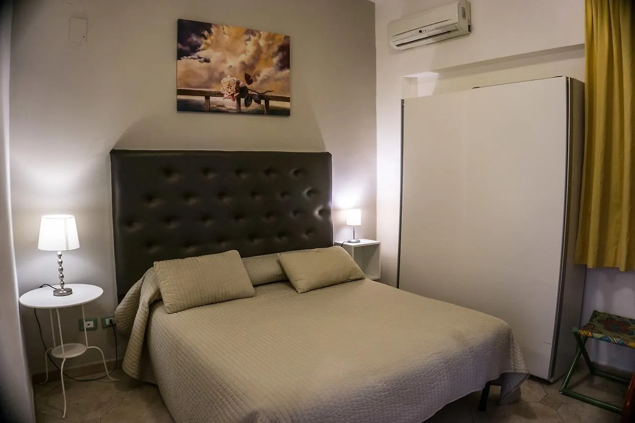 Ig-Tysandros Hotel Apartments Giardini Naxos