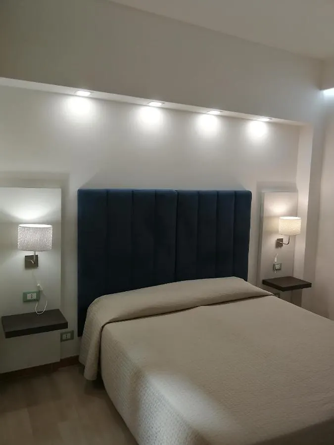 Ig-Tysandros Hotel Apartments Giardini Naxos
