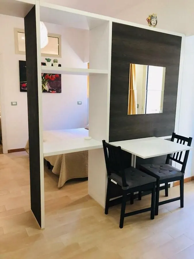 Ig-Tysandros Hotel Apartments Giardini Naxos