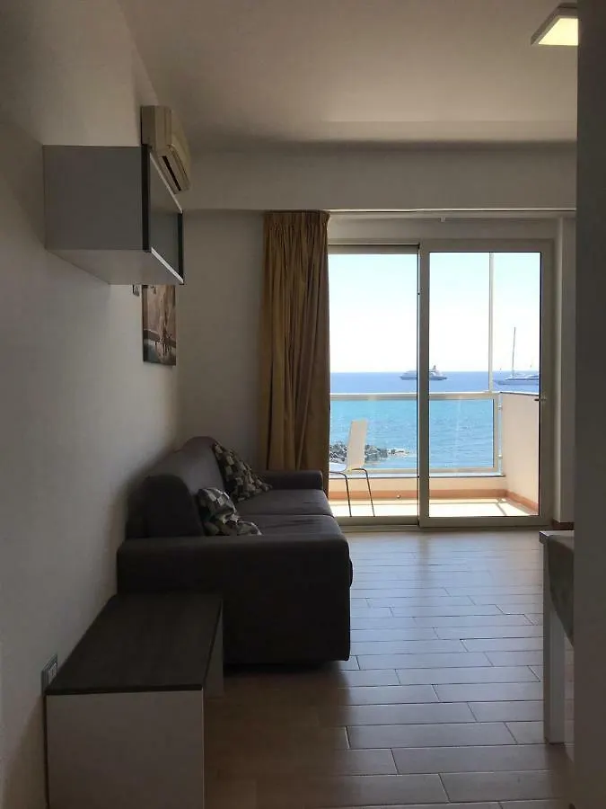 Ig-Tysandros Hotel Apartments Giardini Naxos