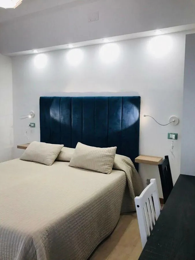 Ig-Tysandros Hotel Apartments Giardini Naxos